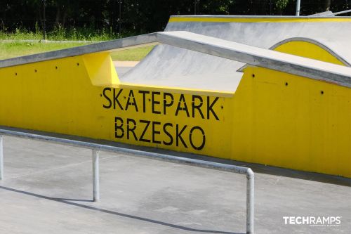 Betonový skatepark - Brzesko