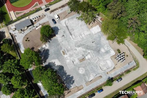 Betonový skatepark v Puławách