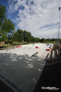 Betonowy skatepark w Radzionkowie
