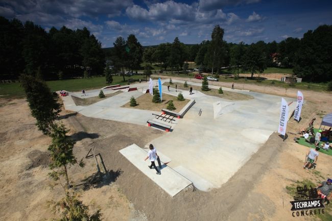 Concrete Skateplaza for the Woodcamp 2013