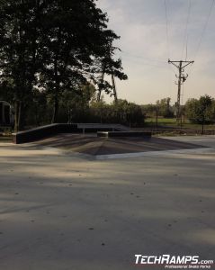 drewniany skatepark