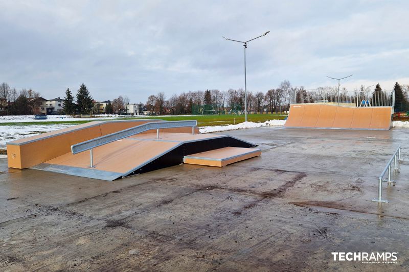 Dřevěný skatepark