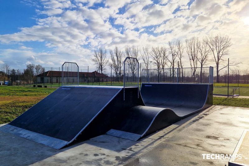 Fala - przeszkoda na skateparkac 