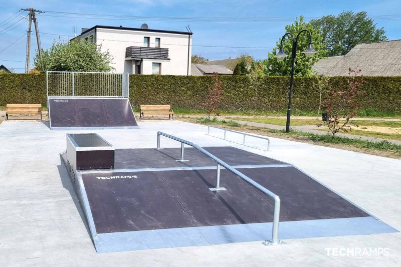 Funbox+grinbox 1/3 - skatepark Zelistrzewo