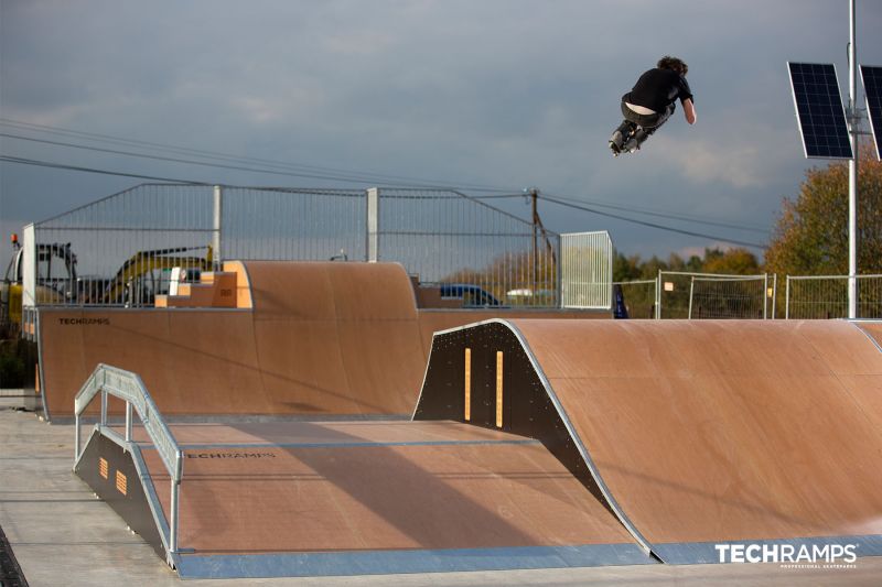 Przeszkoda Funbox - skatepark 