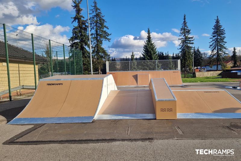 Funbox z grindboxem - skatepark modułowy 