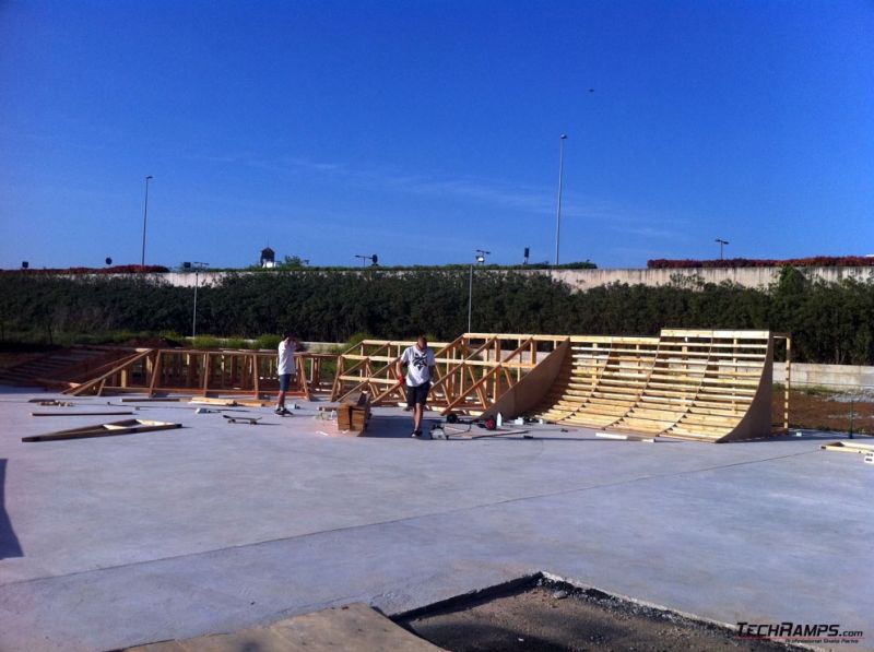 Grecja Thessaloniki  - skatepark