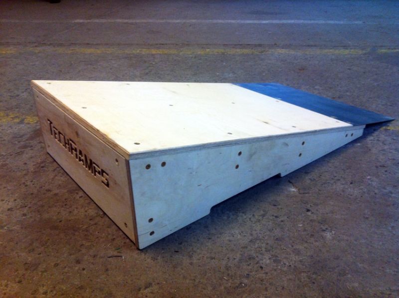 kicker-dbramp1-techramps