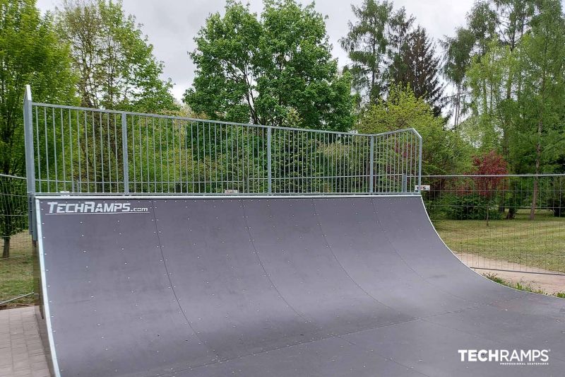 Miniramp+ Bank of ramps - Skatepark Ostrowiec Świętokrzyski 