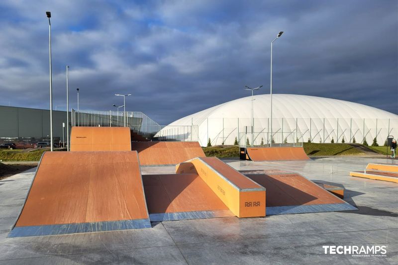 Wooden skatepark 