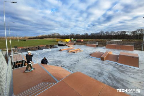 Modular skatepark - Ozarow Mazowiecki (Kolejowa 2)