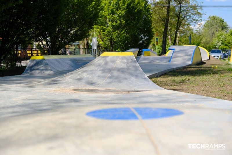 skatepark in cemento 