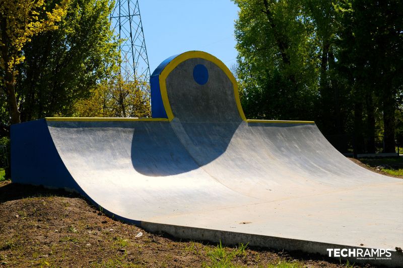 skatepark in cemento 