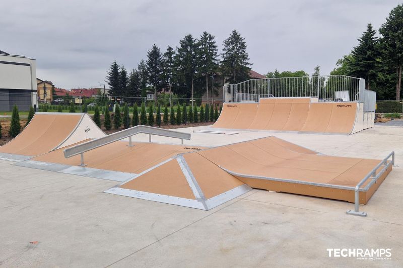 Piraminda - skatepark w Szczucinie 