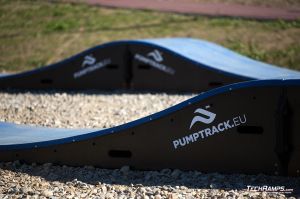 Pumptrack made from composite - Maniowy