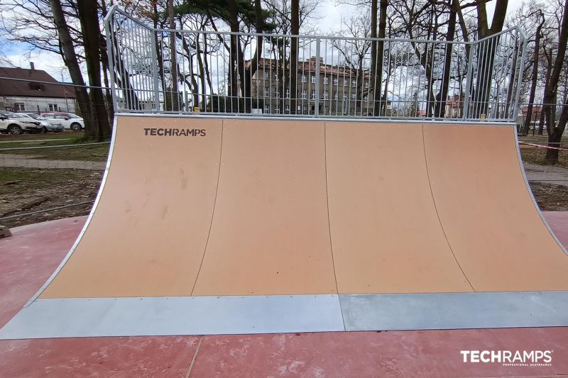 Quater Pipe - Czechowie-Dziedzice skatepark 