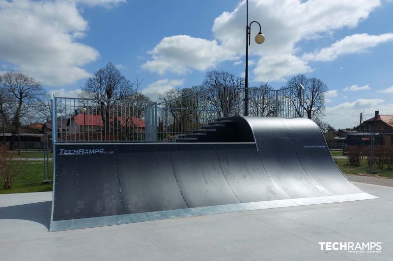 Roll-in + Quarter Pipe - Skatepark Nowe Skalmierzyce