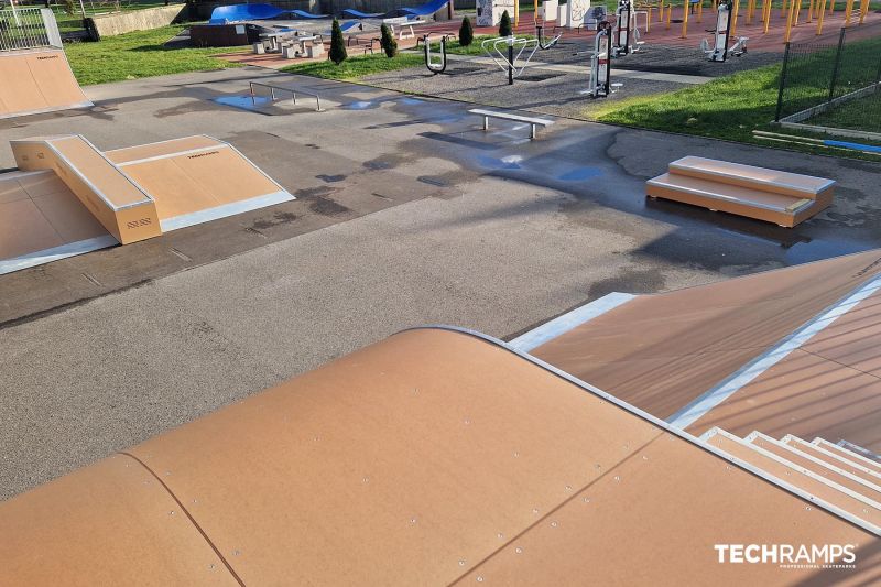 Roll-in - skatepark 