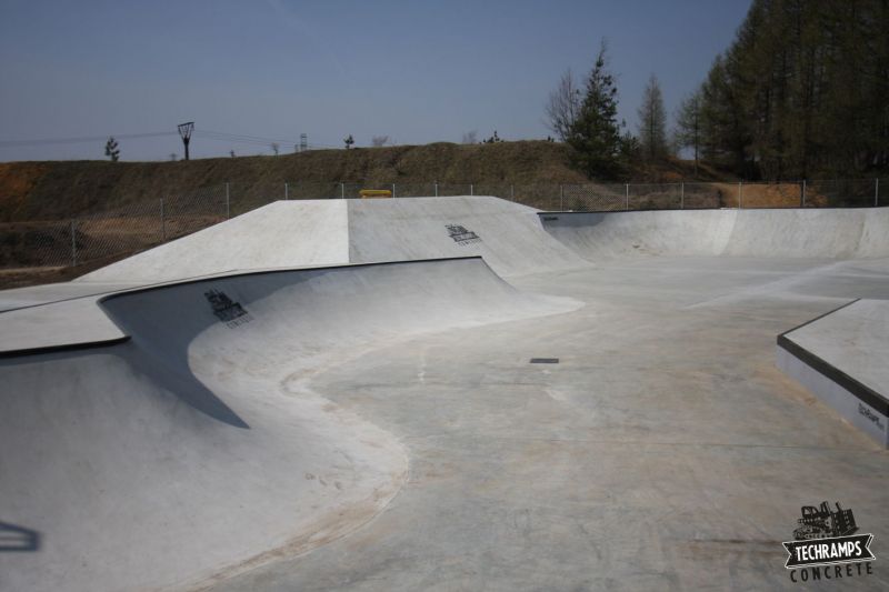 skatepark betonowy 