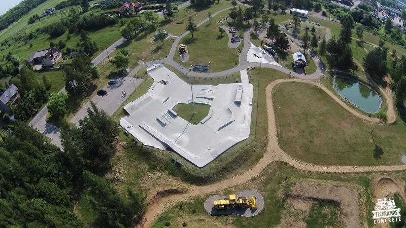 skatepark betonowy 