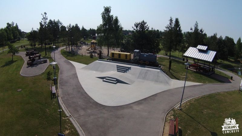 skatepark betonowy 