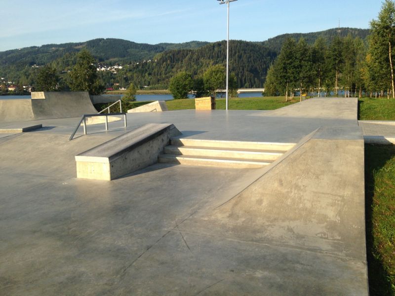 skatepark betonowy 