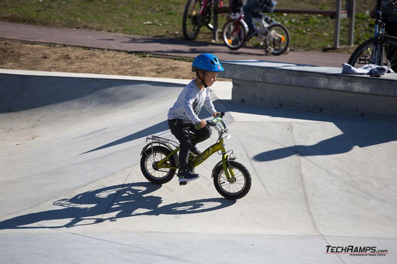 skatepark betonowy