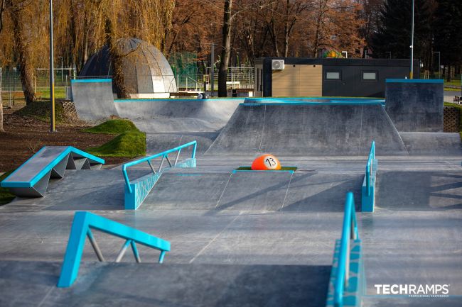 Skatepark betonowy - Brzeszcze 