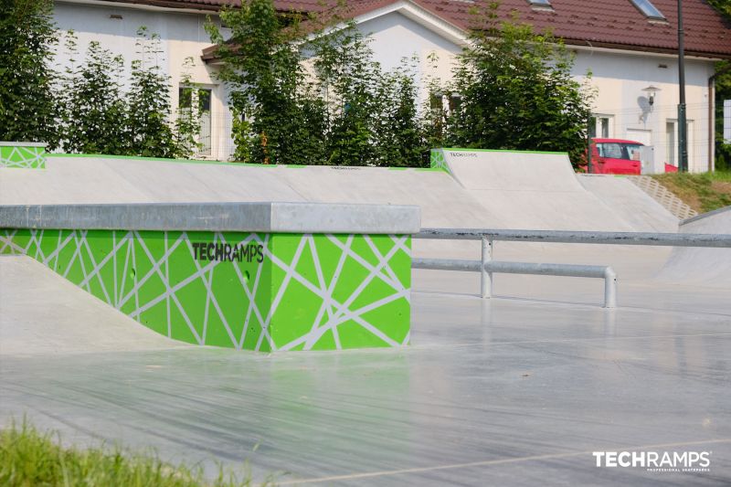 Skatepark betonowy - Bystra Podhalansk