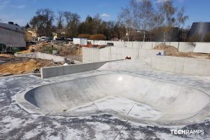 Skatepark betonowy Pacanów