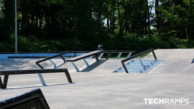 Skatepark Betonowy - Rybnik (Park Wiśniowiec) Skatepark Betonowy - Rybnik (Park Wiśniowiec)