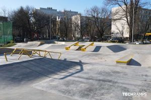 Skatepark betonowy Wrocław ul. Ślężna