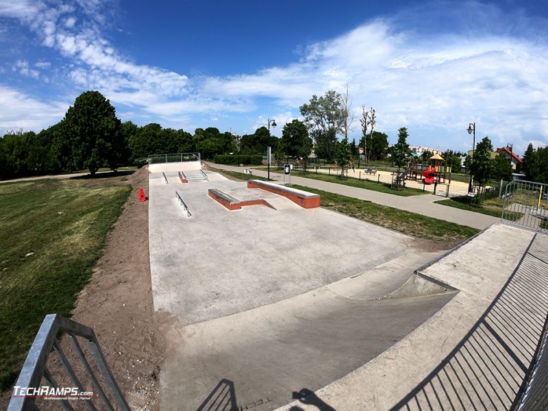 Skatepark concrete monolith in Bydgoszcz