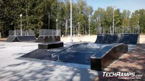 Skatepark Dąbrowa Górnicza Funbox z grindboxem 
