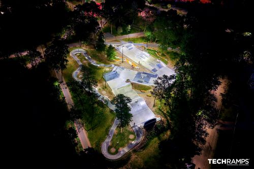 Skatepark in cemento - Ostrołęka