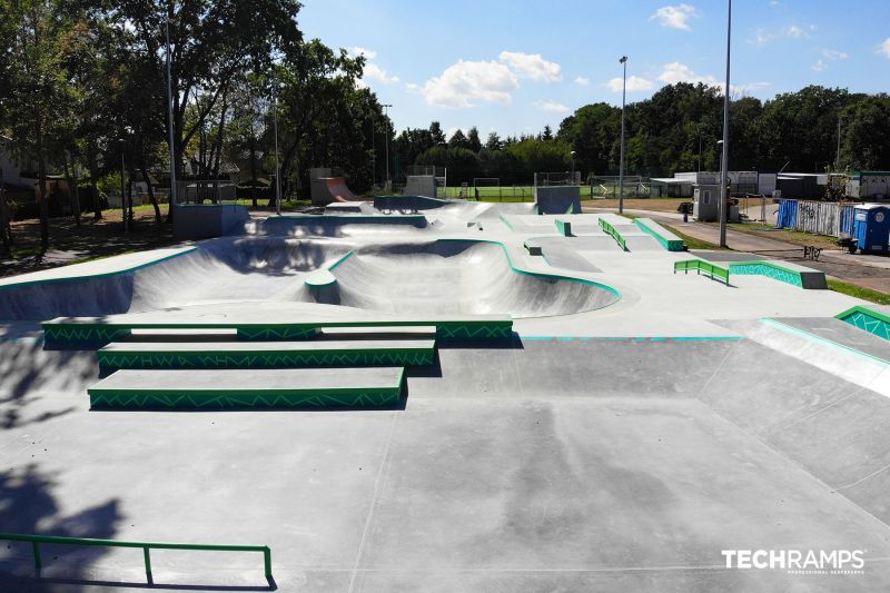 skatepark in cemento zielonka