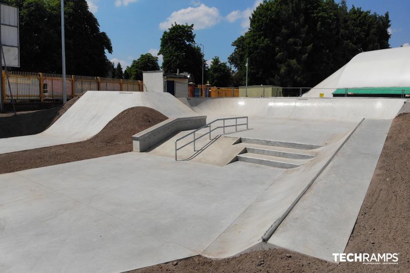 Techramps betonový skatepark