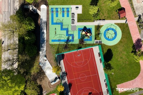 Skatepark u základní školy 78 - ulice Łuczanowicka, Krakov