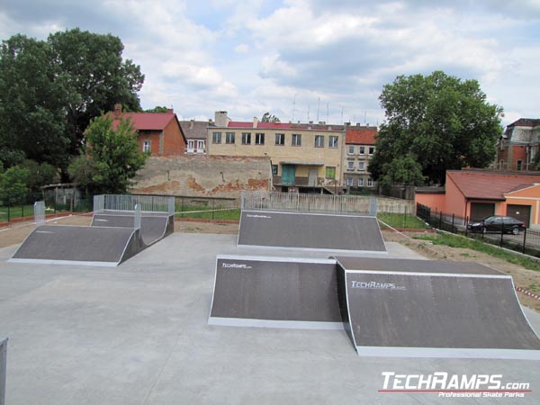 Skatepark w Dębnie_2