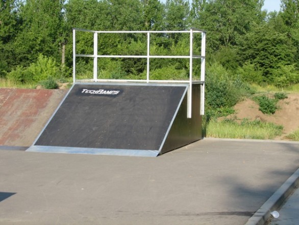 Skatepark w Gnieźnie 12