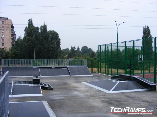 Skatepark w Krzywym Rogu - Ukraina_2