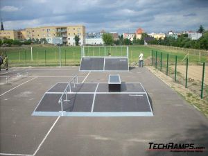 Skatepark w Murowanej Goślinie - 8