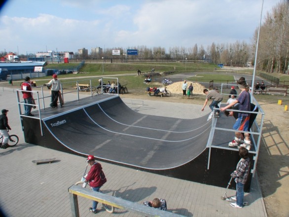 Skatepark w Ostrowie Wielkopolskim 16