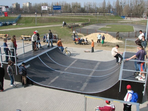 Skatepark w Ostrowie Wielkopolskim 18
