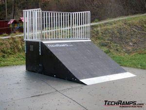Skatepark w Rabce-Zdrój - bank ramp