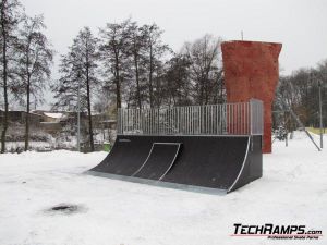 Skatepark w Szczercowie - rozbudowa quarter pipe z miniquarterem - 1