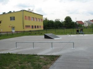 Skatepark w Tłuszczu 5