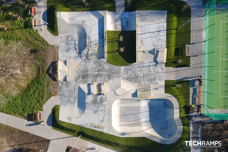 Skatepark we Wrocławiu - ul Ślężna - zdjęcie z drona 