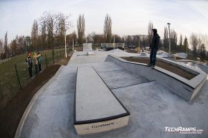 Skateplaza Mistrzejowice Betonowa