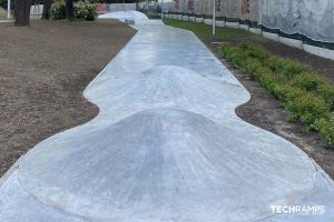 Techramps beton skatepark